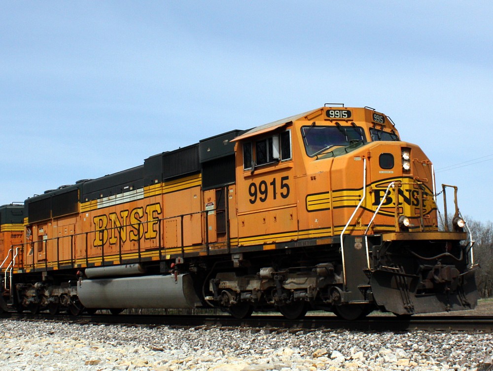 BNSF 9915